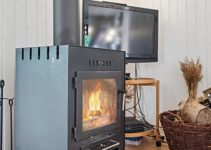 Bruno - 400m From The Sea By Interhome
